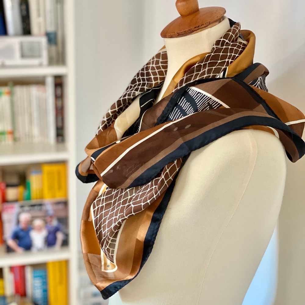 NWT 100% Silk Scarf